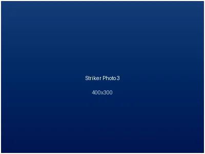 米兰体育传奇射手与采访团队合影